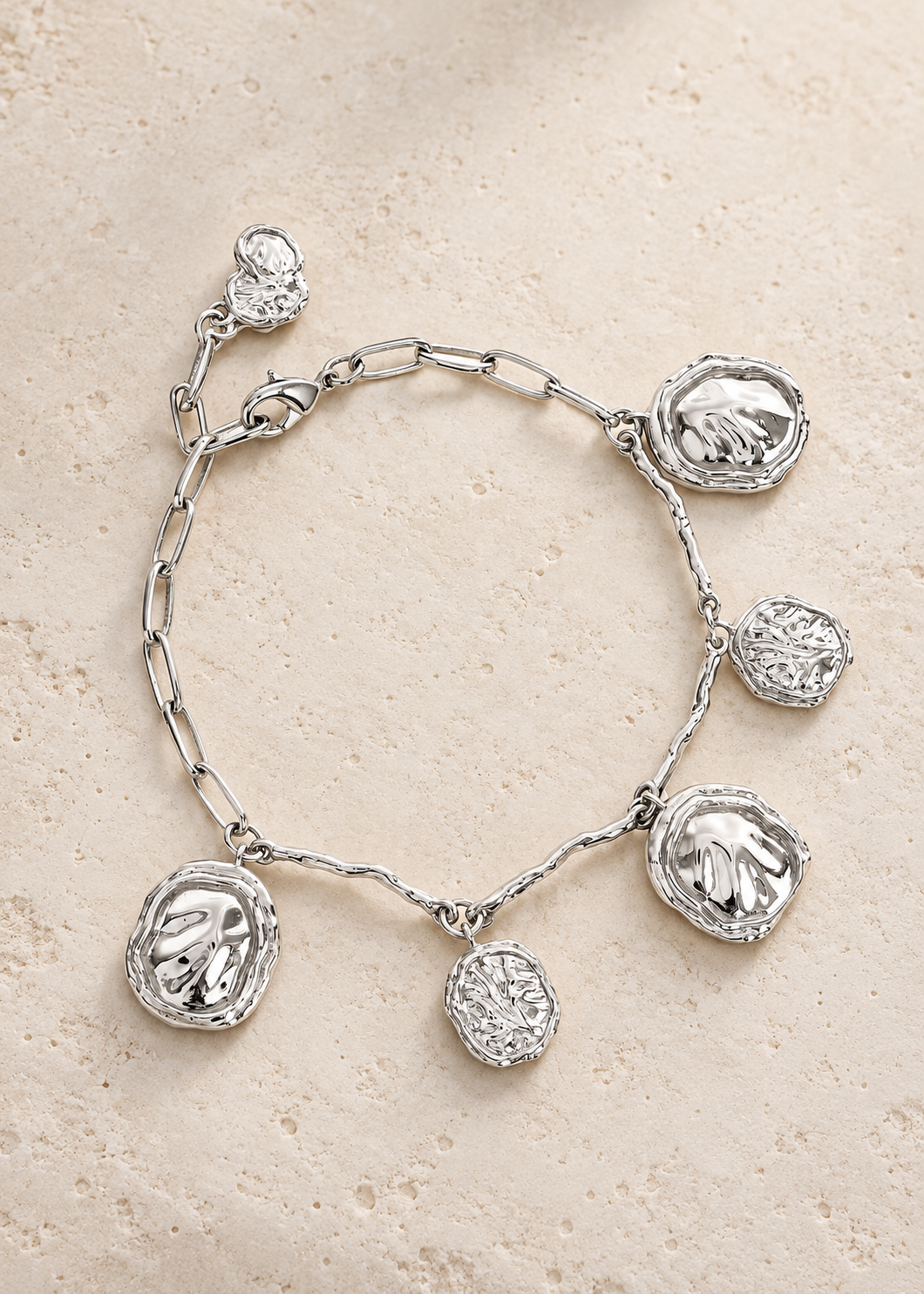 Bossa Sculptural Bracelet — Silver